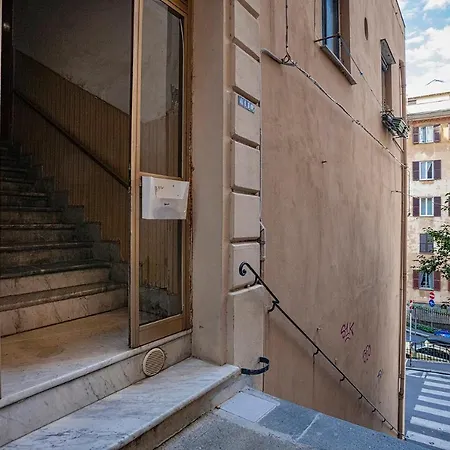 A Quiet Place In By Wonderful Italy * Genoa