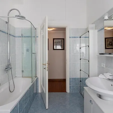 Apartment A Quiet Place In By Wonderful Italy *